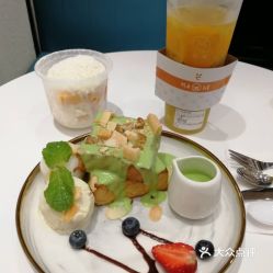 芒域泰式甜點飲品的泰香椰漿吐司 深圳美食圈的熱門打卡甜點，口味與顏值并存